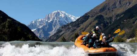 Battesimo del Rafting Top ai piedi del Monte Bianco